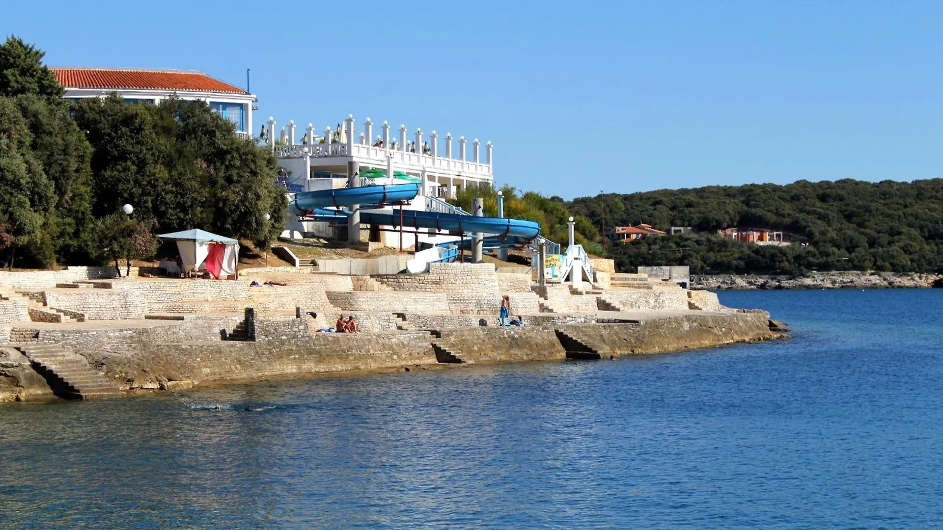 Family Friendly Apartments With A Swimming Pool Pula - 23595 0*,