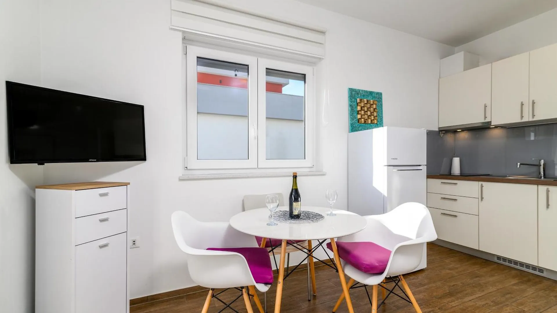 Family Friendly Apartments With A Swimming Pool Pula - 23595